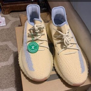 New Yeezy linen size 10